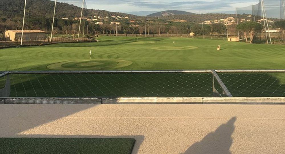 Las Vegas Synthetic turf beside natural grass golf course