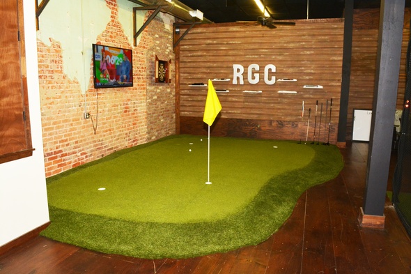 Las Vegas Indoor Putting Green
