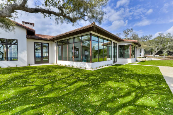 Las Vegas artificial grass for residential lawns