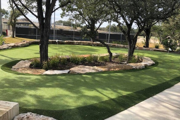 Las Vegas residential backyard putting green grass