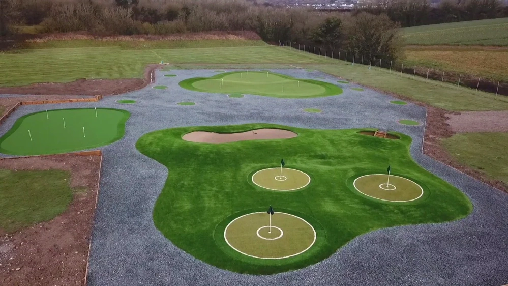 Choosing Grass for Putting Greens vs. Tee Lines vs. Chipping Areas in Las Vegas
